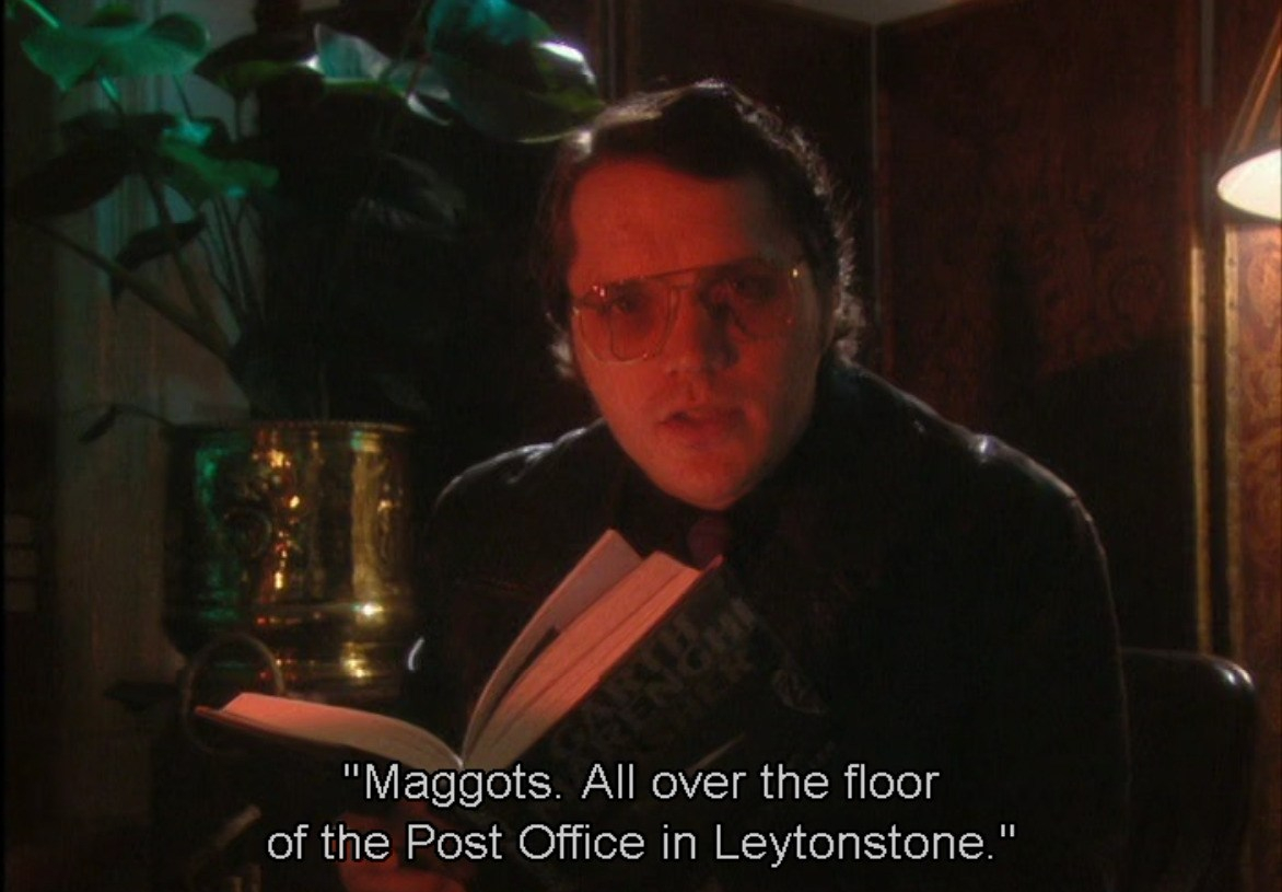 screenshot Garth Marenghi maggots
